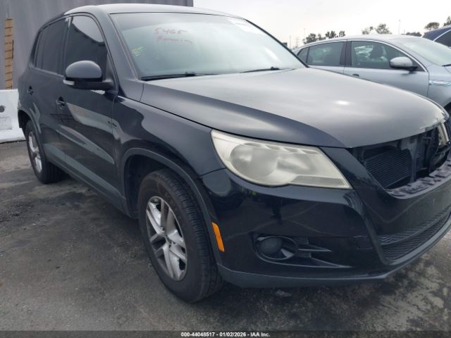 Volkswagen Tiguan S Image 14