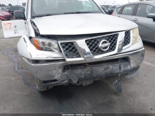 Nissan Frontier Se Image 4
