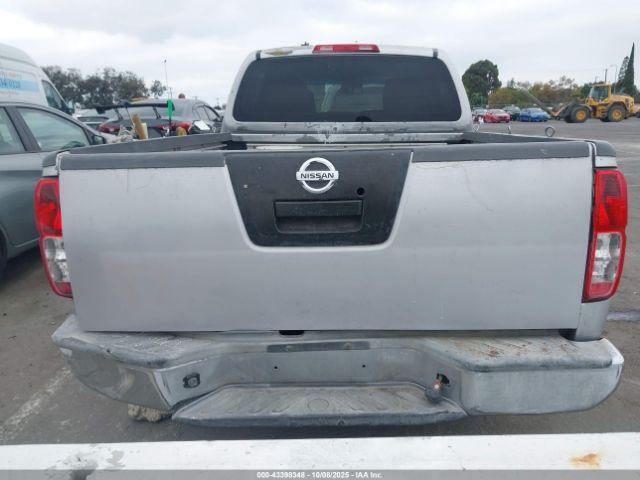 Nissan Frontier Se Image 10