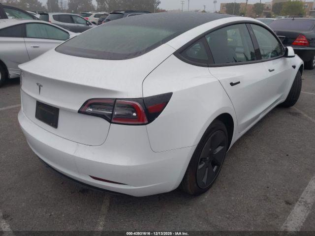 Tesla Model 3 Rear-wheel Drive Image 3