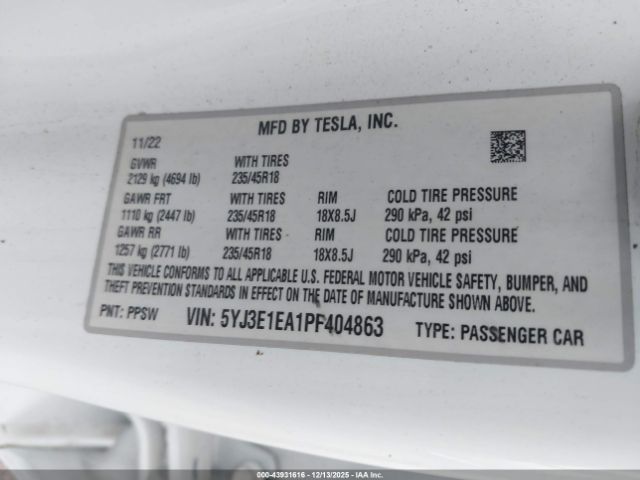 Tesla Model 3 Rear-wheel Drive Image 18