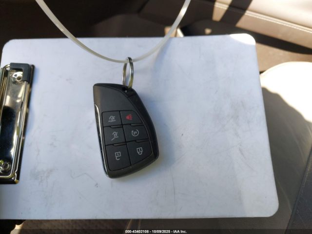 Chevrolet Suburban 2wd Lt Image 12