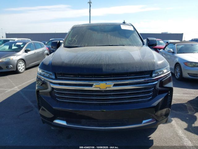 Chevrolet Suburban 2wd Lt Image 14