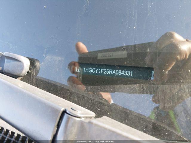 Honda Accord Lx Image 9