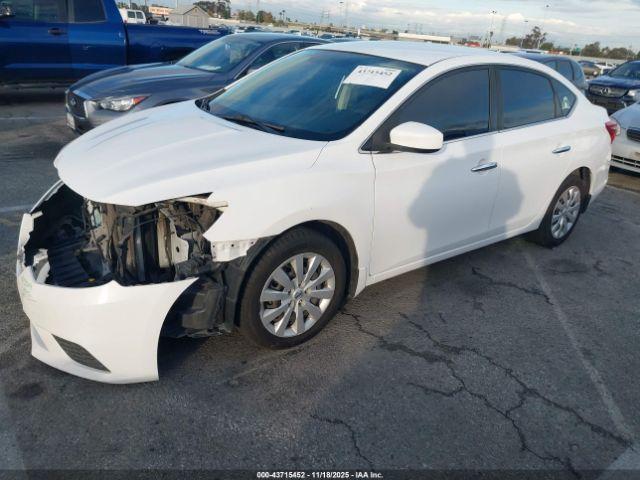 Nissan Sentra S Image 2