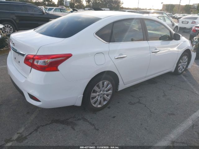 Nissan Sentra S Image 4