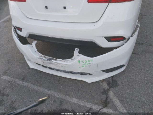 Nissan Sentra S Image 8