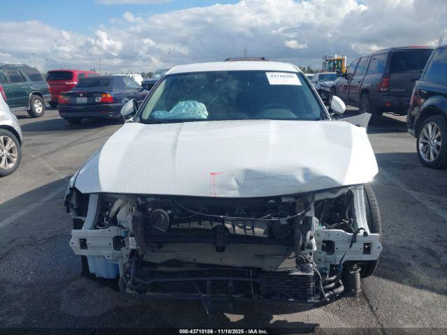 Honda Accord Image 11