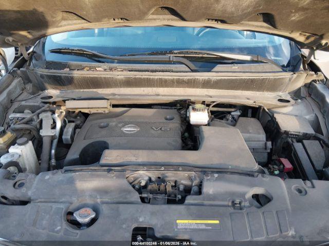 Nissan Pathfinder Sl Image 9