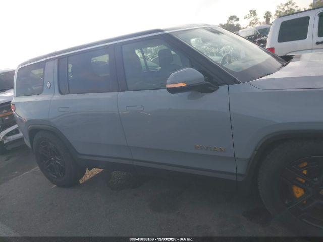 Rivian R1s Adventure Image 9