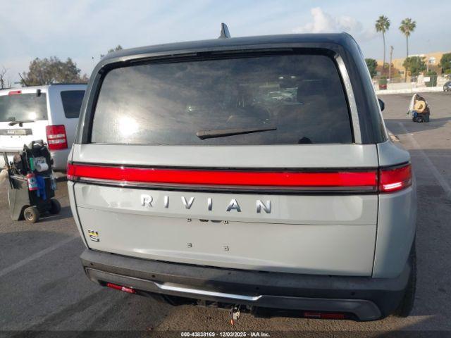 Rivian R1s Adventure Image 11