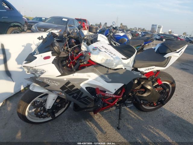 Kawasaki Zx636-e Image 5