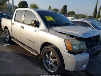 Salvage Nissan Titan