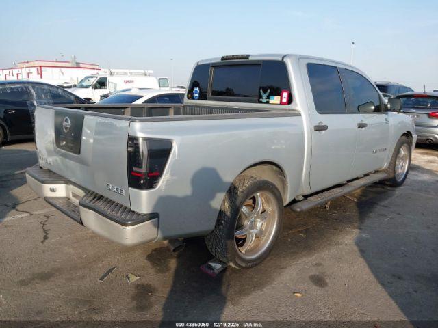 Nissan Titan Xe Image 8