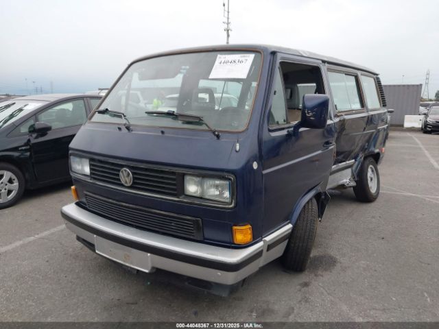 Volkswagen Vanagon Bus Image 4