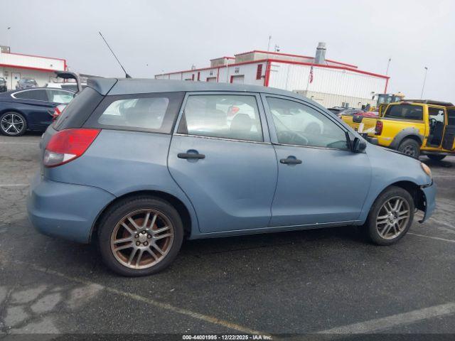 Toyota Matrix Standard Image 8