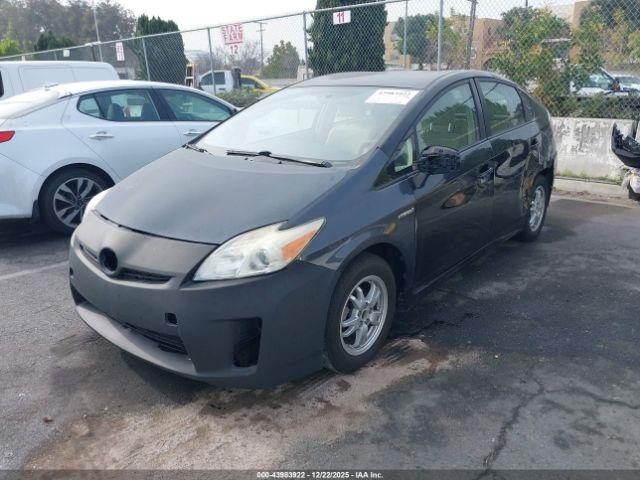 Toyota Prius Two Image 7