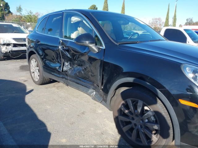 Porsche Cayenne S Image 6