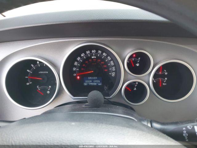 Toyota Sequoia Limited 5.7l V8 Image 3