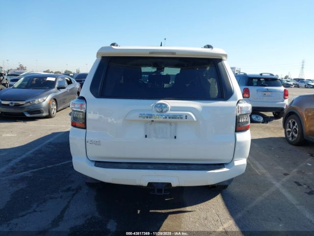 Toyota 4Runner Sr5 Premium Image 16