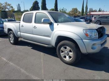  Salvage Toyota Tacoma