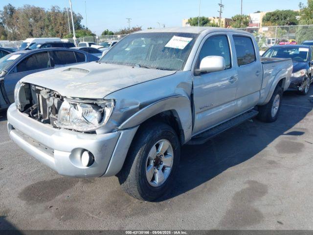 Toyota Tacoma Prerunner V6 Image 17