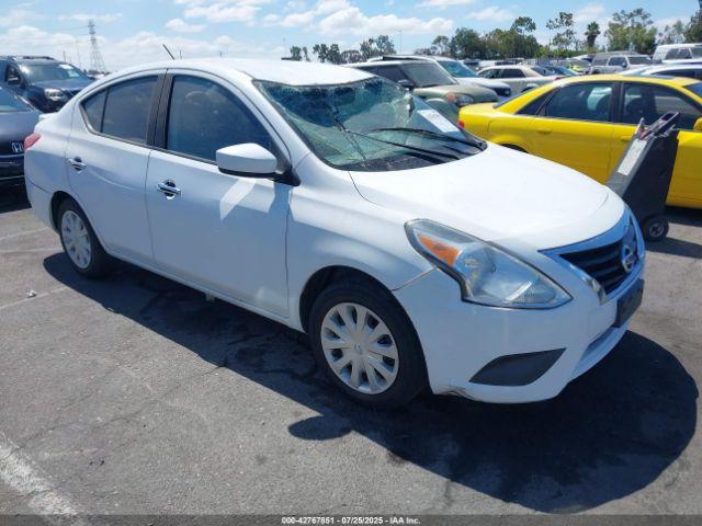  Salvage Nissan Versa