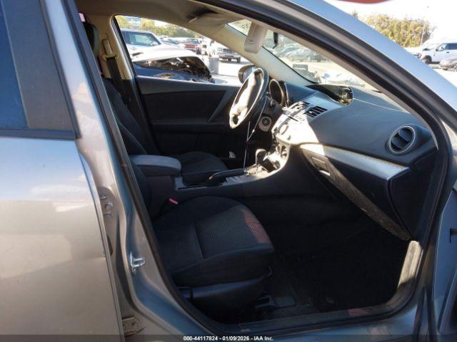 Mazda Mazda3 I Touring Image 6