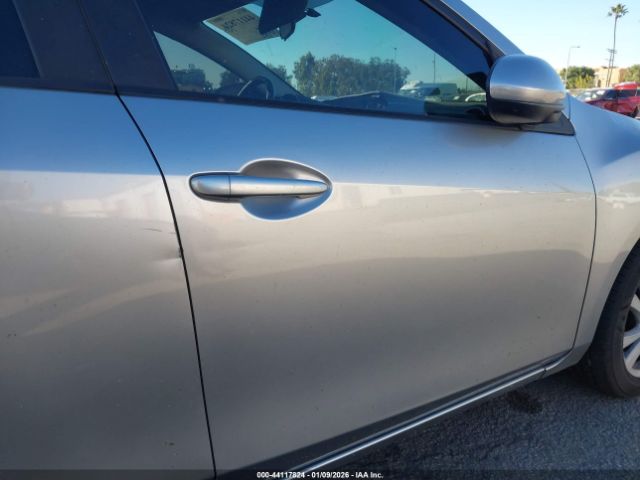 Mazda Mazda3 I Touring Image 9