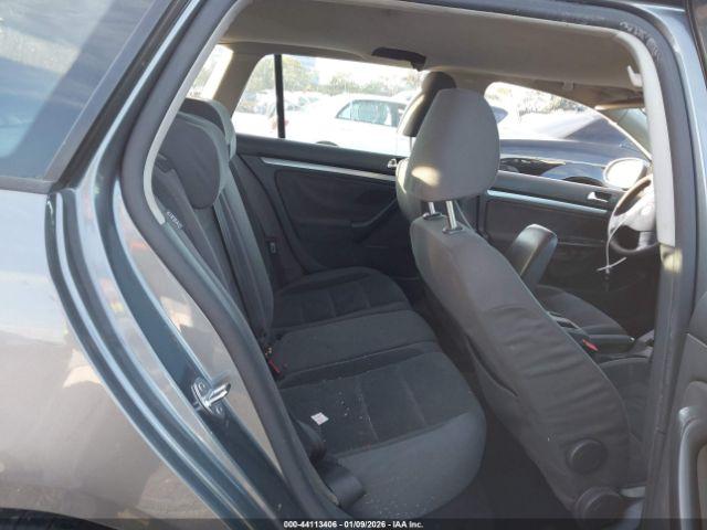 Volkswagen Jetta 2.5l S Image 9