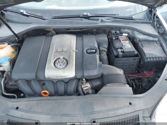 Volkswagen Jetta 2.5l S Image 8