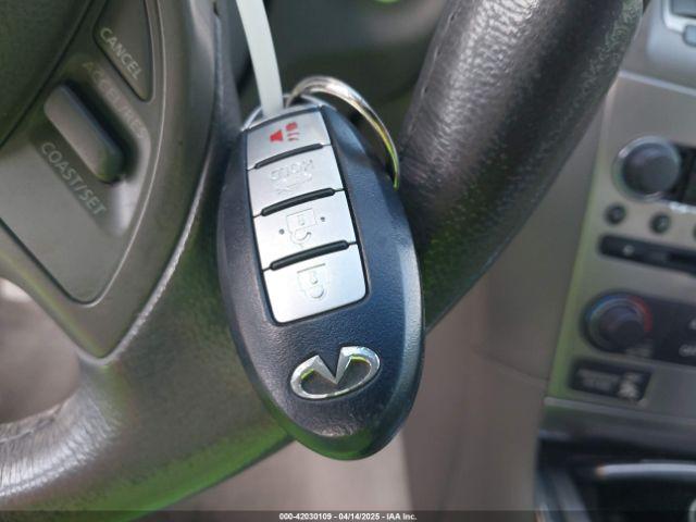 INFINITI G37 Journey Image 10