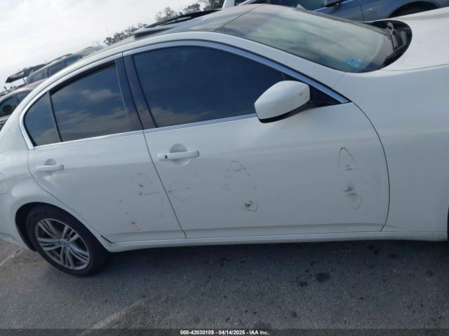 INFINITI G37 Journey Image 13