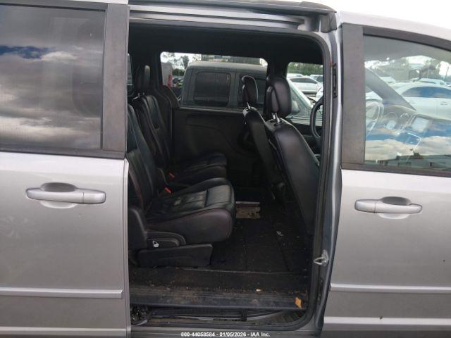 Dodge Grand Caravan Image 5