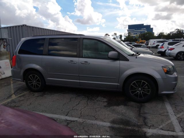 Dodge Grand Caravan Image 15