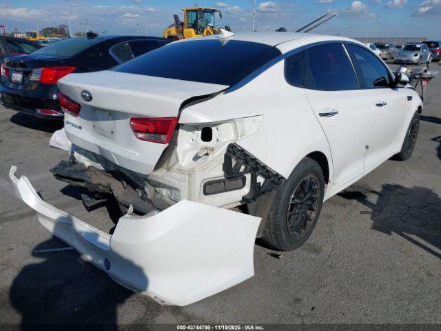 Kia Optima Lx Image 10