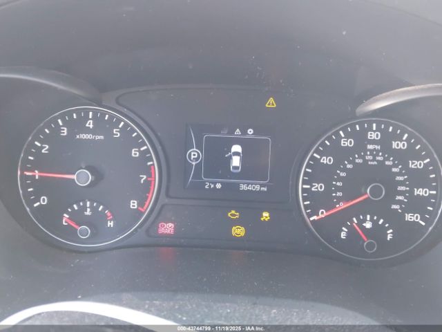 Kia Optima Lx Image 8