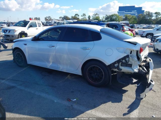 Kia Optima Lx Image 12