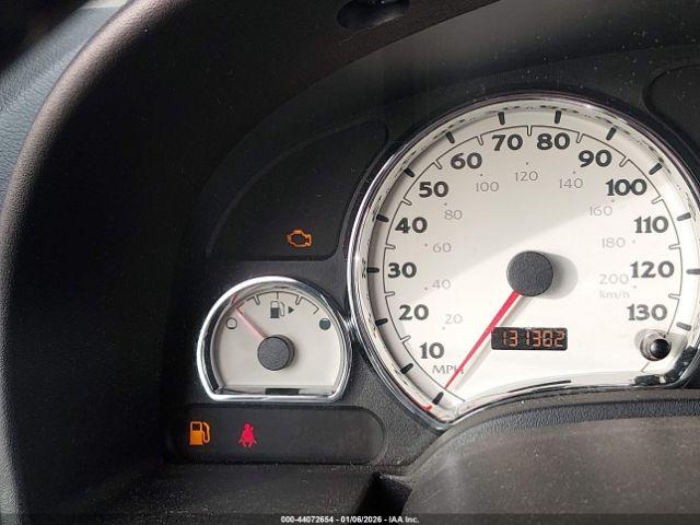 Saturn Vue V6 Image 9