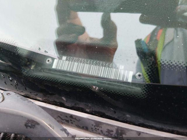 Saturn Vue V6 Image 12