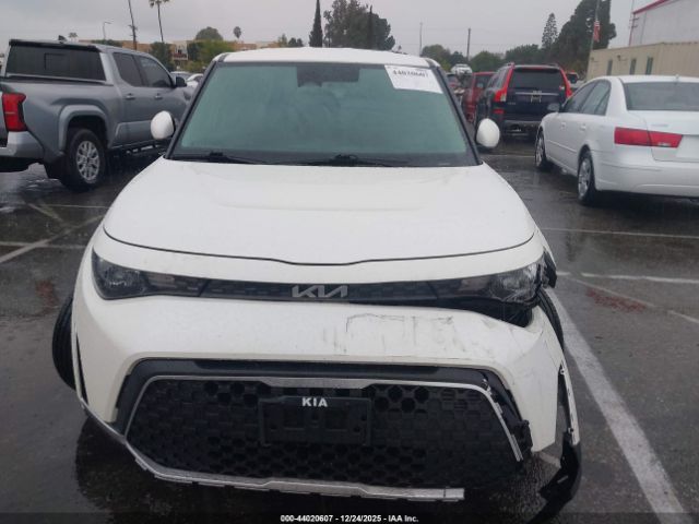 Kia Soul Lx Image 11