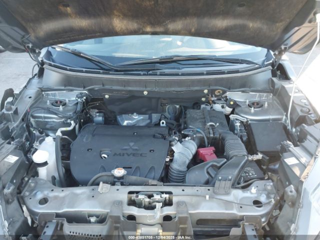 Mitsubishi Outlander 2.0 Es 2wd Image 8