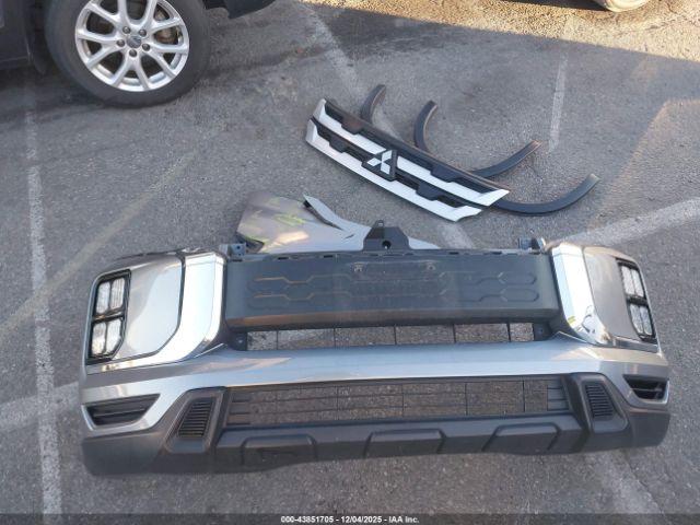 Mitsubishi Outlander 2.0 Es 2wd Image 10