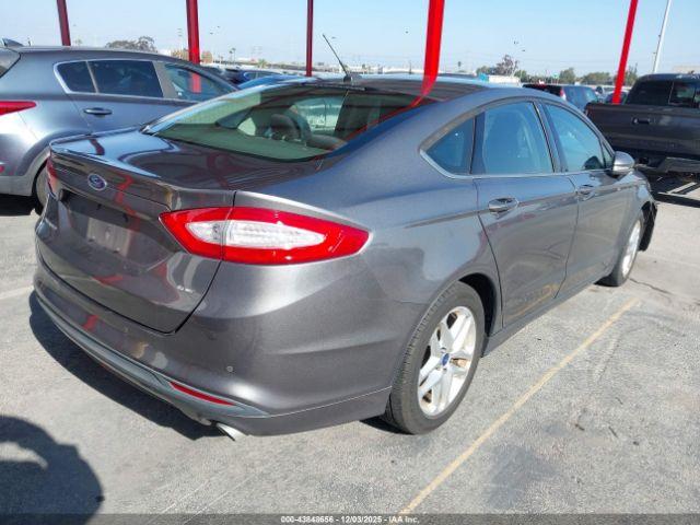 Ford Fusion Se Image 6