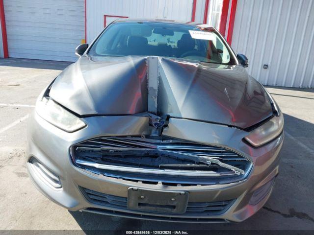 Ford Fusion Se Image 12