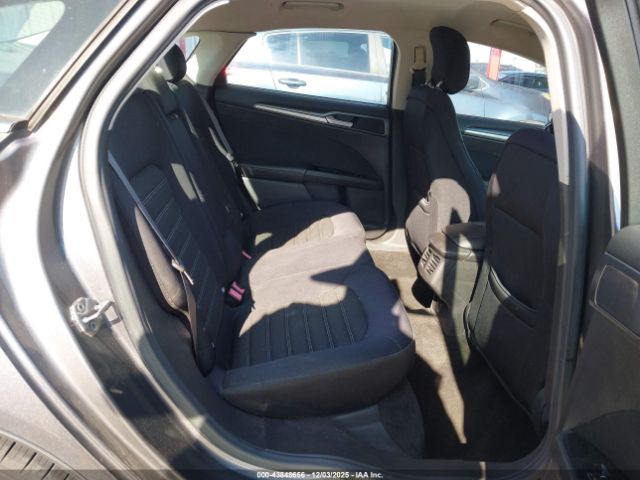 Ford Fusion Se Image 2